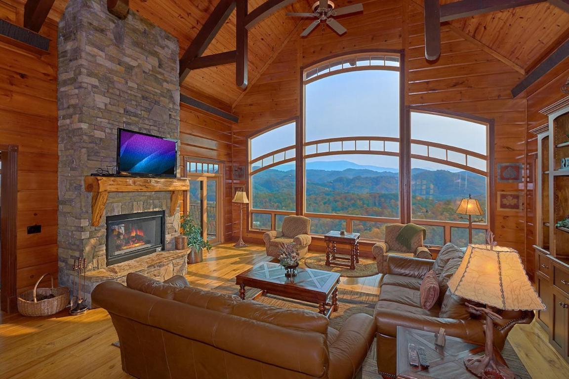 Journey'S End, 5 Bedrooms, Sleeps 12, Private Outdoor Pool, Theater, Sauna Sevierville Zewnętrze zdjęcie