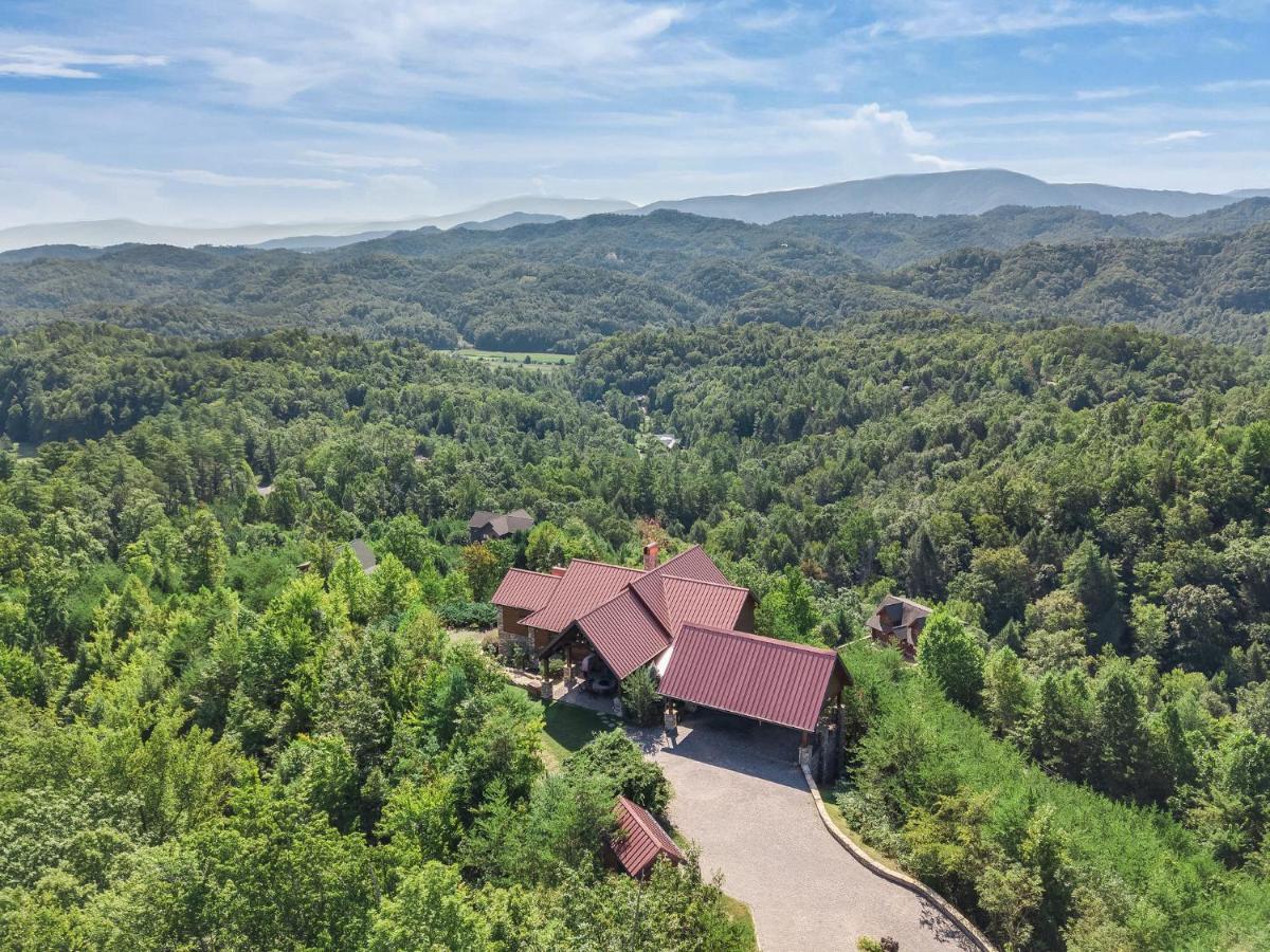 Journey'S End, 5 Bedrooms, Sleeps 12, Private Outdoor Pool, Theater, Sauna Sevierville Zewnętrze zdjęcie